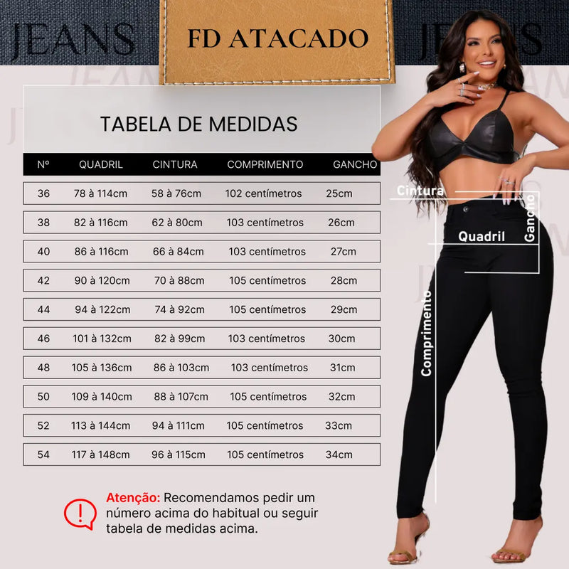 Calça Jeans Skinny Botões na Barra Cintura Alta